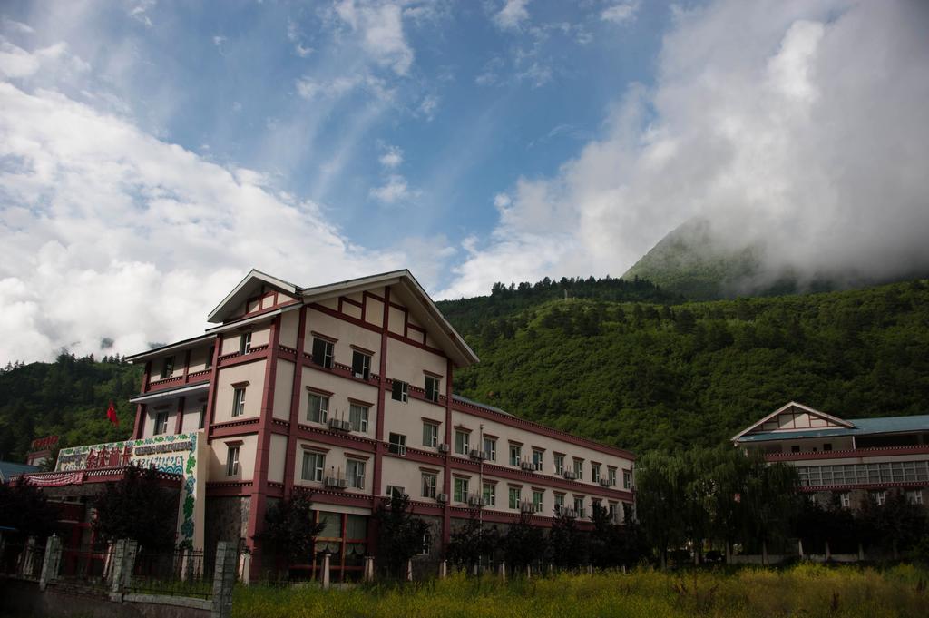 Jiuzhaigou Jinzhulinka Resort Hotel Цзючжайґоу Екстер'єр фото