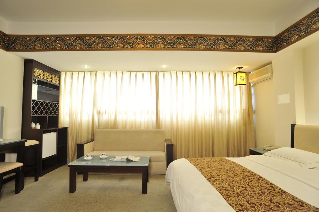 Jiuzhaigou Jinzhulinka Resort Hotel Цзючжайґоу Екстер'єр фото